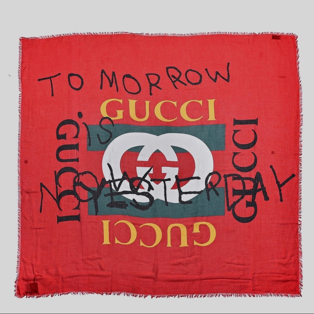 Gucci "Tomorrow is Now Yesterday" Red Silk Pashmina /Shawl -NEW
